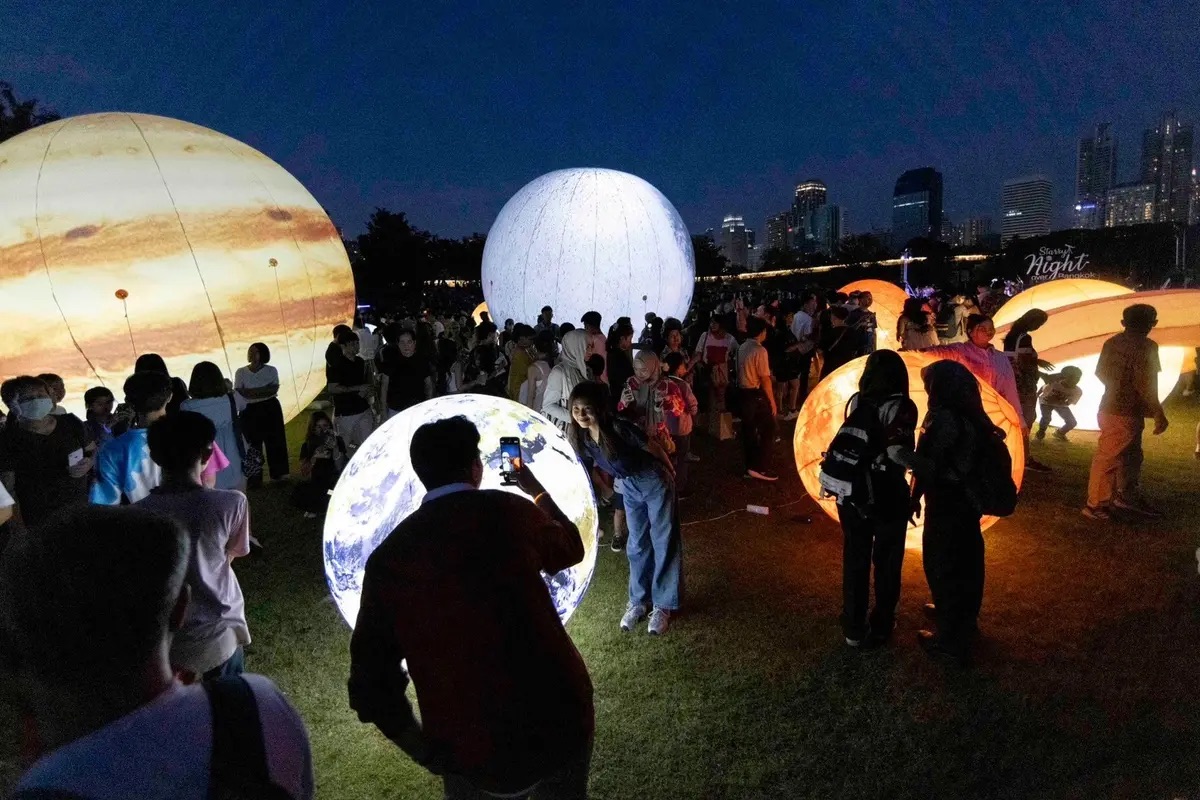 Festa delle Stelle a Roma: arriva il nuovo evento estivo tra pianeti luminosi, musica e atmosfere da sogno